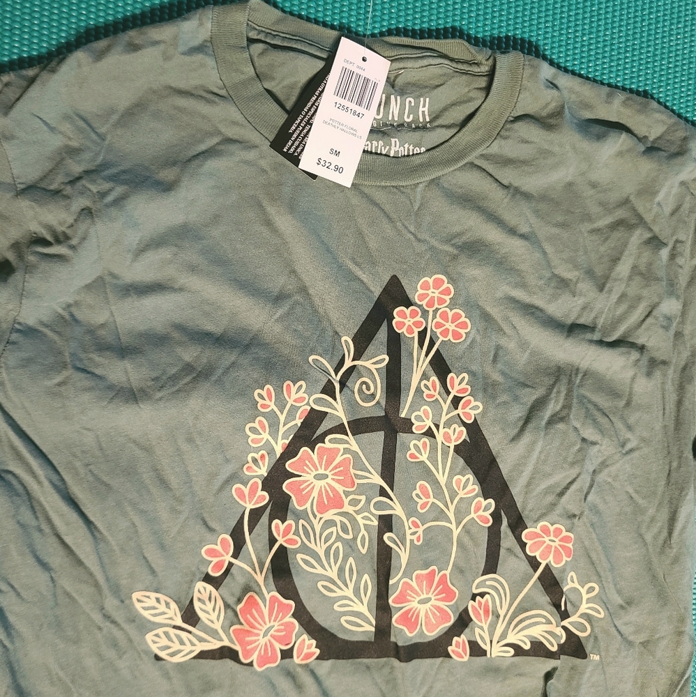 Cute Harry Potter Green long sleeve size sm